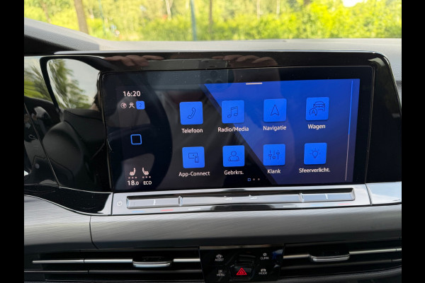 Volkswagen Golf 1.4 eHybrid AUTOMAAT Style, 58000 km,digitaal cockpit, stoelverwarming,dealer onderhouden