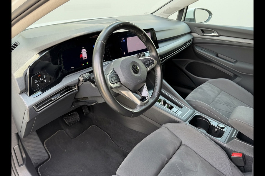 Volkswagen Golf 1.4 eHybrid AUTOMAAT Style, 58000 km,digitaal cockpit, stoelverwarming,dealer onderhouden