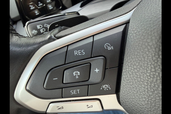 Volkswagen Golf 1.4 eHybrid AUTOMAAT Style, 58000 km,digitaal cockpit, stoelverwarming,dealer onderhouden