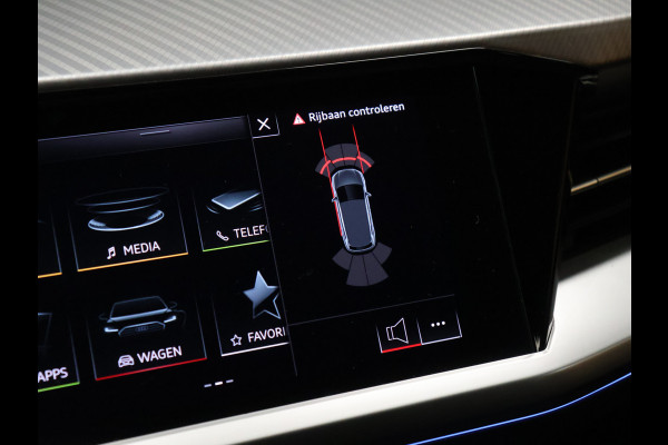 Audi Q4 e-tron 40 Launch edition S Competition 77 kWh [SCHUIFKANTELDAK, APPLE CARPLAY, CRUISE CONTROL, STOELVERWARMING, DIGITAL DASH, ELEKTRISCHE ACHTERKLEP, NAVIGATIE NIEUWSTAAT]
