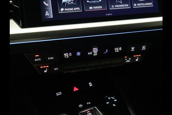 Audi Q4 e-tron 40 Launch edition S Competition 77 kWh [SCHUIFKANTELDAK, APPLE CARPLAY, CRUISE CONTROL, STOELVERWARMING, DIGITAL DASH, ELEKTRISCHE ACHTERKLEP, NAVIGATIE NIEUWSTAAT]