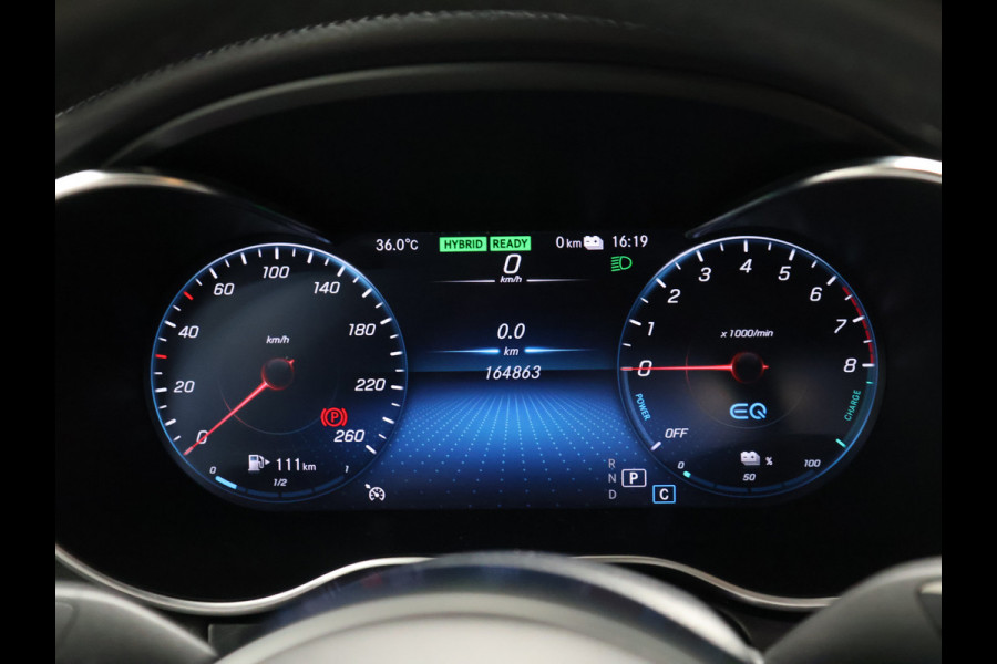 Mercedes-Benz C-Klasse 300 e Business Solution AMG Limited [SCHUIFKANTELDAK, APPLE CARPLAY, STOELVERWARMING, SFEER VERLICHTING, 360 CAMERA, PDC V+A, CRUISE CONTROL, DIGITAL DASH]