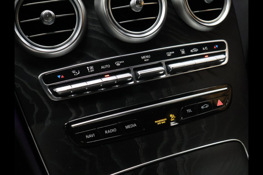 Mercedes-Benz C-Klasse 300 e Business Solution AMG Limited [SCHUIFKANTELDAK, APPLE CARPLAY, STOELVERWARMING, SFEER VERLICHTING, 360 CAMERA, PDC V+A, CRUISE CONTROL, DIGITAL DASH]