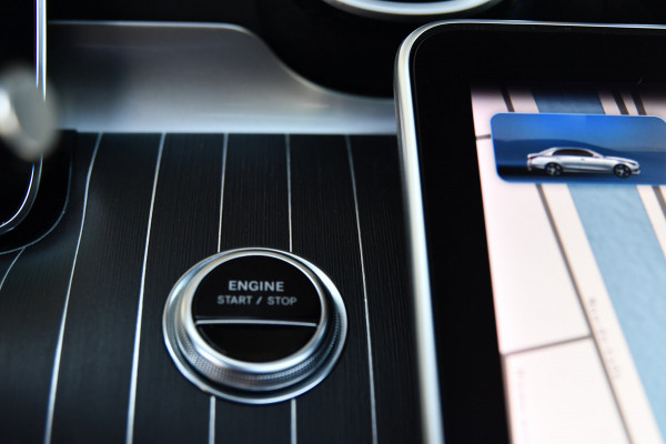 Mercedes-Benz C-Klasse 300 e AMG-Line, Night, Memory, 360, ACC, Keyless, HUD, Digital!