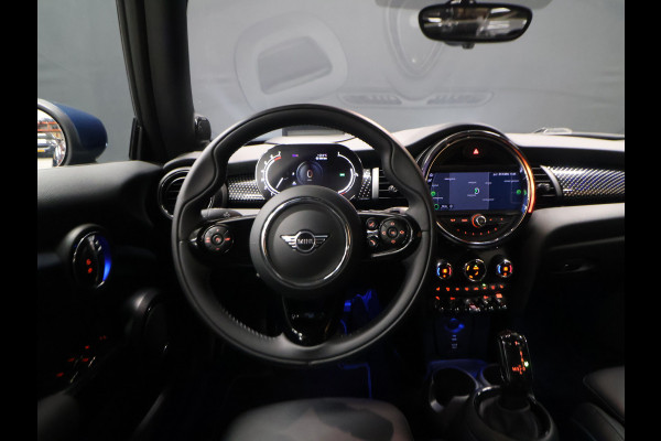 MINI Cabrio 1.5 Cooper Sidewalk Edition [APPLE CARPLAY, HARMAN KARDON, STOELVERWARMING, HEAD UP, DIGITAL DASH, CAMERA, CRUISE CONTROL, PDC V+A, NAVIGATIE, NIEUWSTAAT]