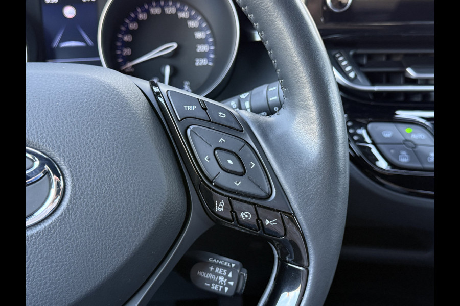 Toyota C-HR 1.8 Hybrid Team D | ACC | CarPlay | Camera | Keyless | 18 inch