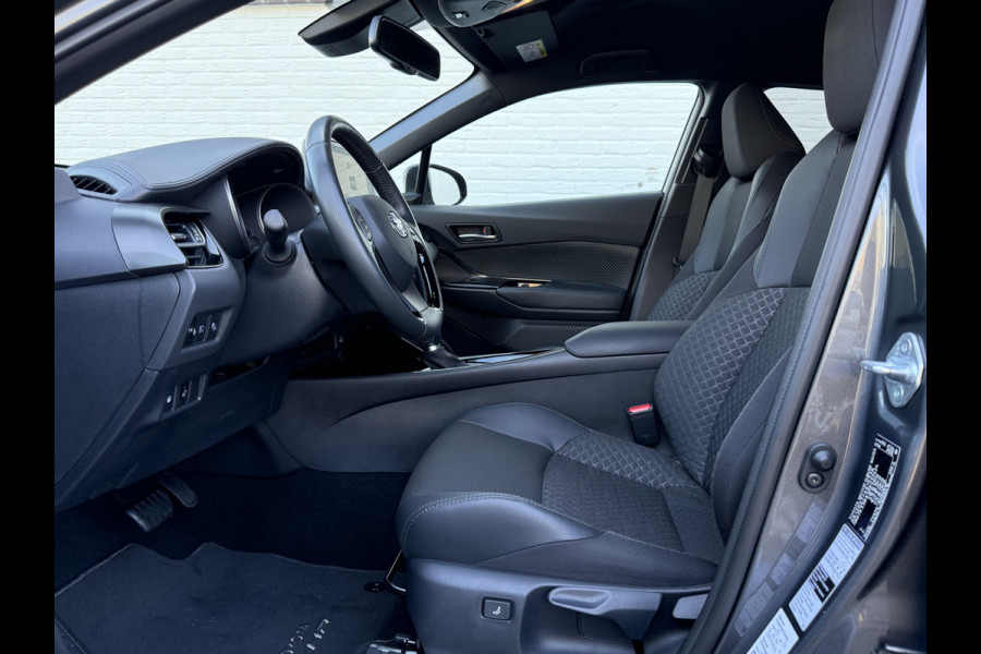 Toyota C-HR 1.8 Hybrid Team D | ACC | CarPlay | Camera | Keyless | 18 inch