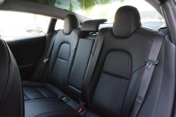 Tesla Model 3 Standard RWD Plus 60 kWh | Trekhaak | Full Self-Driving | SOH 86,3%