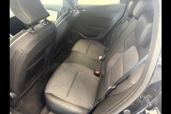 Renault Clio 1.0 TCe 90 Techno Voorstoelen verwarmd Achteruitrij Camera 24 Maanden garantie* (Vraag naar de voorwaarden)