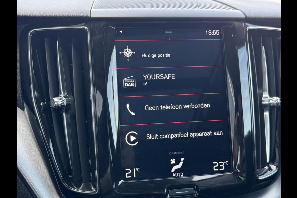 Volvo XC60 2.0 T5 Momentum NL-AUTO | D-RIEM V.V. | PANODAK | CAMERA