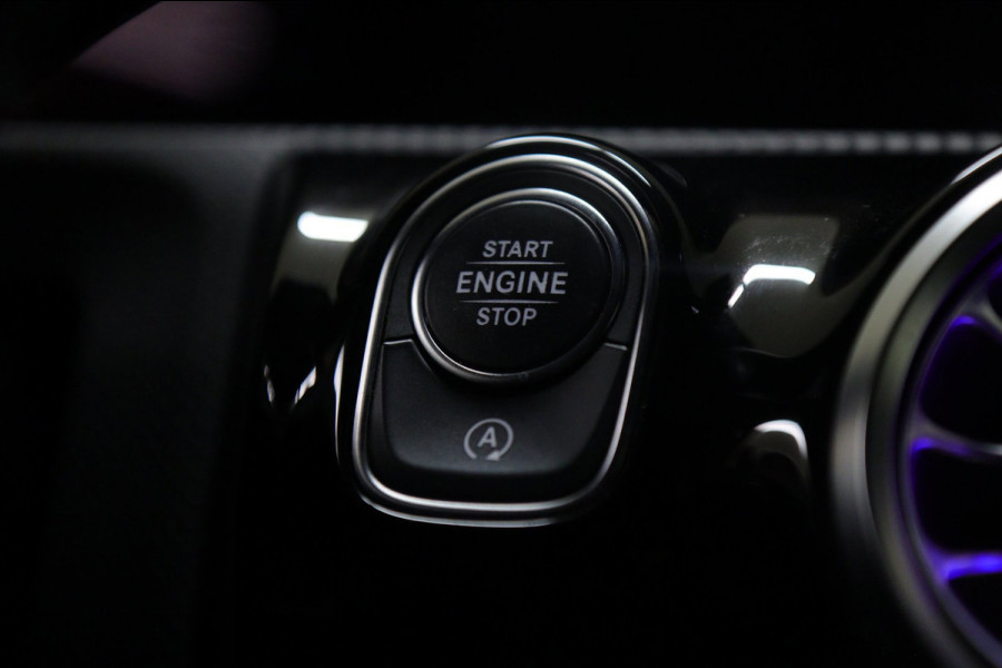 Mercedes-Benz CLA-Klasse 250 PANO/CARPLAY/CAM/MEM/NAVI/ACC/VOL