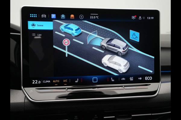 Volkswagen Golf GTE 1.5 TSI eHybrid 272pk DSG | Panoramadak | 360 camera | Stoelverwarming | Side assist / Demonstratieauto