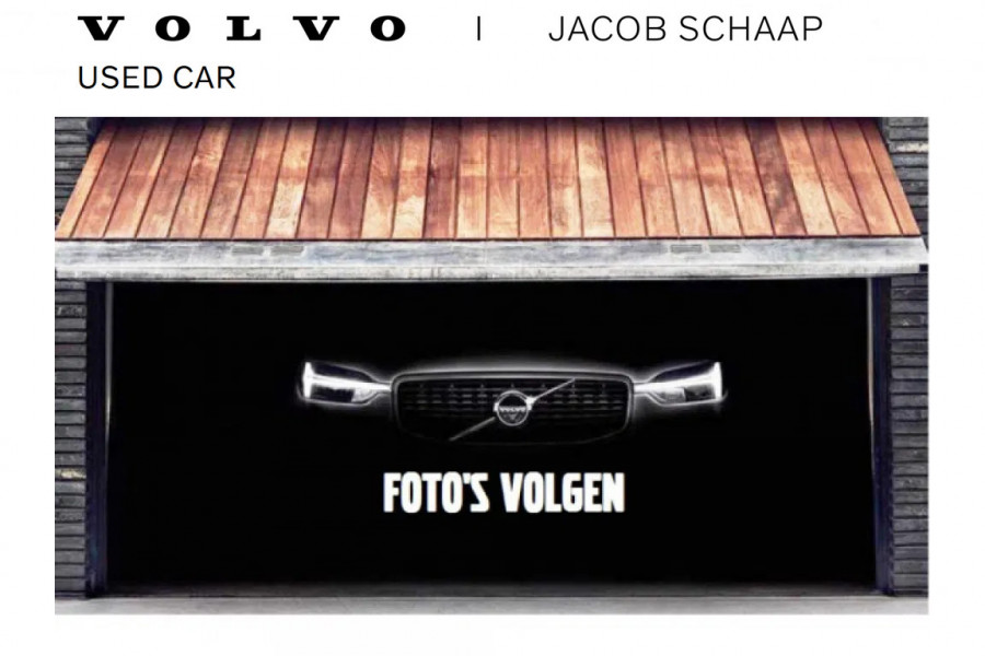 Volvo XC40 T4 191PK Momentum Pro | Trekhaak | Camera Achter | Standkachel | PDC V+A | Stoel Verwarm. V+A