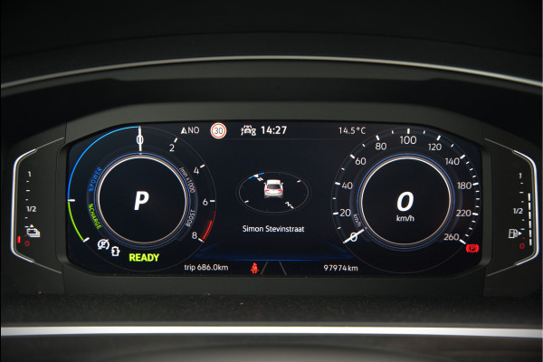 Volkswagen Tiguan 1.4 TSI eHybrid Elegance Business | Stoelverwarming | Stuurverwarming | iQ Light | Adaptive Cruise Control | Trekhaak | Apple Carplay | Navigatie | Camera | SOH 84%