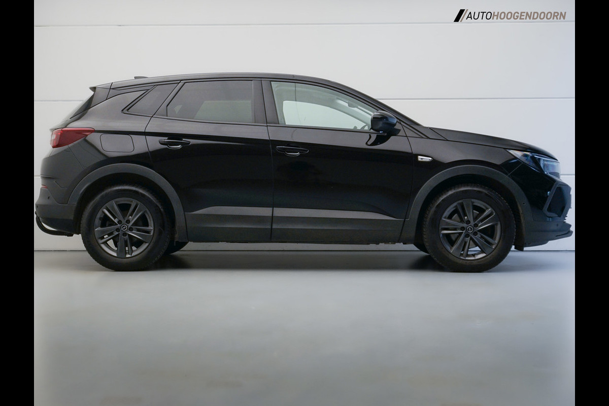 Opel Grandland 1.2 Turbo Edition Sport (TREKHAAK,ACHTERUITRIJCAMERA,APPLE CARPLAY,ADAPTIVE CRUISE,DIGI,CLIMATE,TOPCONDITIE)