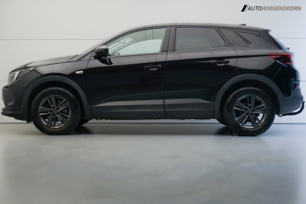 Opel Grandland 1.2 Turbo Edition Sport (TREKHAAK,ACHTERUITRIJCAMERA,APPLE CARPLAY,ADAPTIVE CRUISE,DIGI,CLIMATE,TOPCONDITIE)
