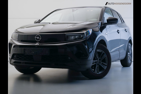 Opel Grandland 1.2 Turbo Edition Sport (TREKHAAK,ACHTERUITRIJCAMERA,APPLE CARPLAY,ADAPTIVE CRUISE,DIGI,CLIMATE,TOPCONDITIE)