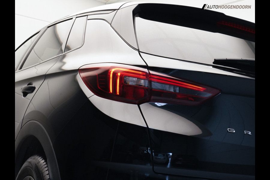 Opel Grandland 1.2 Turbo Edition Sport (TREKHAAK,ACHTERUITRIJCAMERA,APPLE CARPLAY,ADAPTIVE CRUISE,DIGI,CLIMATE,TOPCONDITIE)