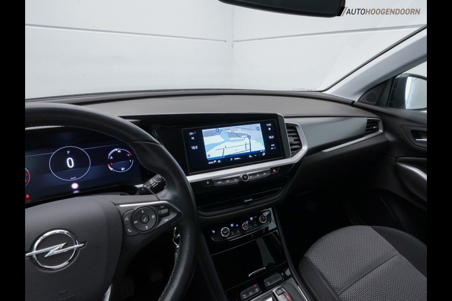 Opel Grandland 1.2 Turbo Edition Sport (TREKHAAK,ACHTERUITRIJCAMERA,APPLE CARPLAY,ADAPTIVE CRUISE,DIGI,CLIMATE,TOPCONDITIE)