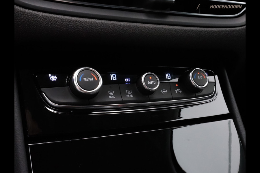 Opel Grandland 1.2 Turbo Edition Sport (TREKHAAK,ACHTERUITRIJCAMERA,APPLE CARPLAY,ADAPTIVE CRUISE,DIGI,CLIMATE,TOPCONDITIE)