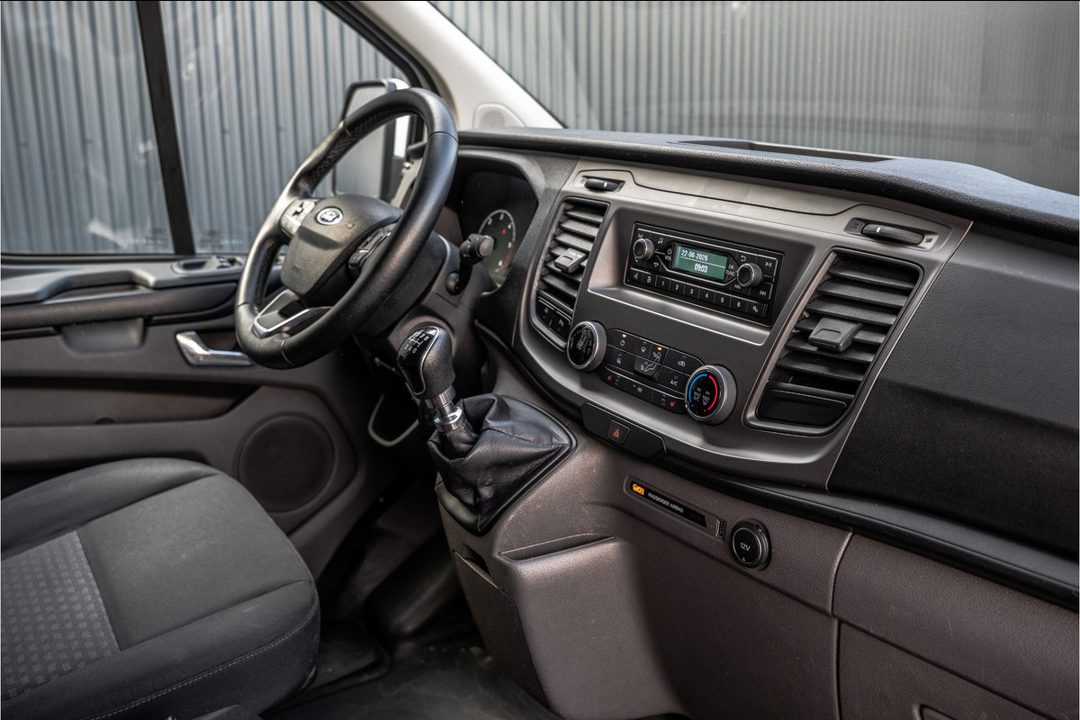 Ford Transit Custom 2.0 EcoBlue L2H1 | 130PK | Volledig Ingericht | LED | Cruise | PDC | Airco | Trekhaak