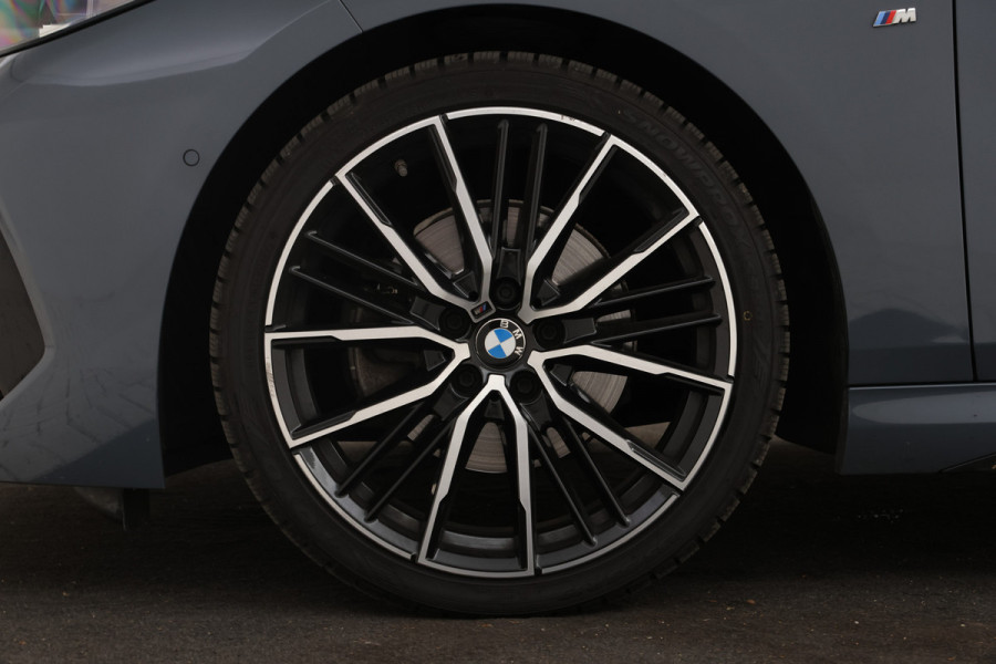 BMW 2 Serie Gran Coupé 218i High Executive Automaat, M-sport, Leer, Digitaal Dash