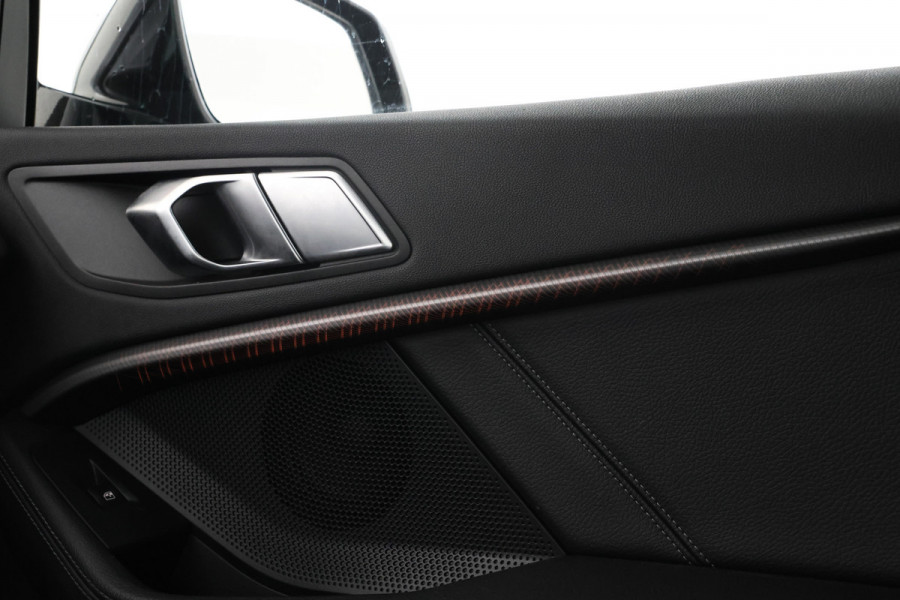 BMW 2 Serie Gran Coupé 218i High Executive Automaat, M-sport, Leer, Digitaal Dash