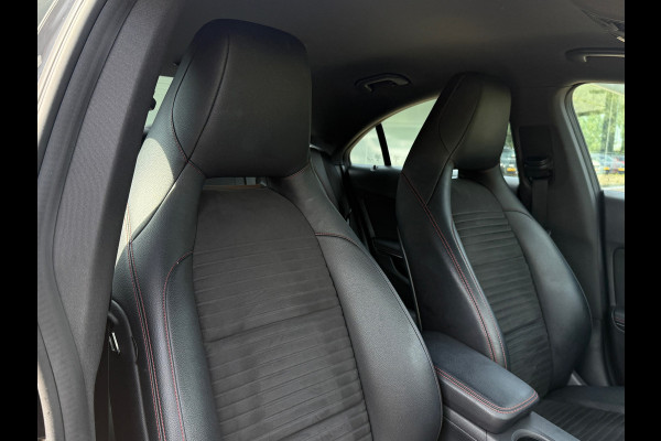 Mercedes-Benz CLA-Klasse 180 AMG Line Navi|Camera|Dealer Onderhouden