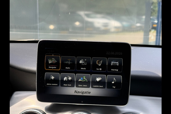 Mercedes-Benz CLA-Klasse 180 AMG Line Navi|Camera|Dealer Onderhouden