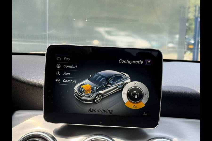 Mercedes-Benz CLA-Klasse 180 AMG Line Navi|Camera|Dealer Onderhouden
