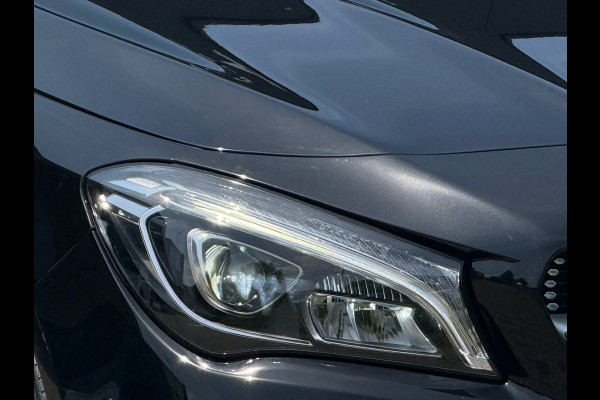 Mercedes-Benz CLA-Klasse 180 AMG Line Navi|Camera|Dealer Onderhouden