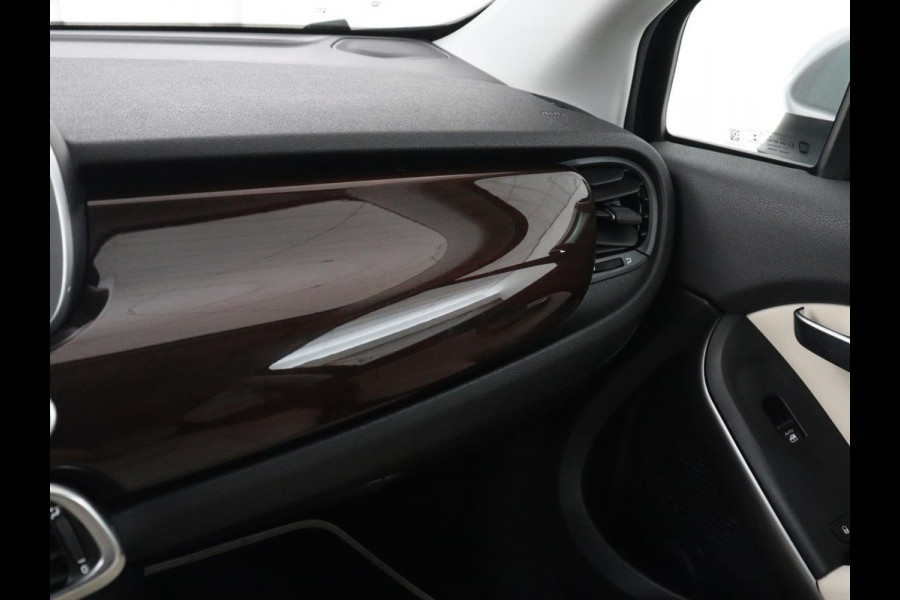 Fiat 500X 1.3 FireFly Turbo 150 Connect Yacht Club Capri Yacht Club Capri | Carplay | Open-schuifkanteldak | LED | LEER | Automaat | Camera | Navigatie | DAB | LM |Climate control | Cruise control