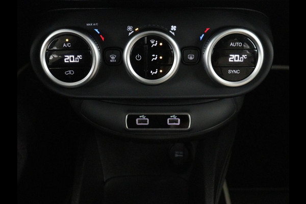 Fiat 500X 1.3 FireFly Turbo 150 Connect Yacht Club Capri Yacht Club Capri | Carplay | Open-schuifkanteldak | LED | LEER | Automaat | Camera | Navigatie | DAB | LM |Climate control | Cruise control