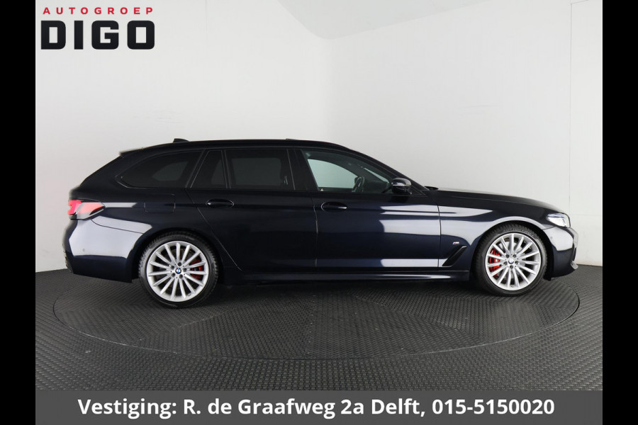 BMW 5 Serie Touring 530i Business Edition Plus | Schuif-/Kanteldak | Navigatie | Camera | Leder |