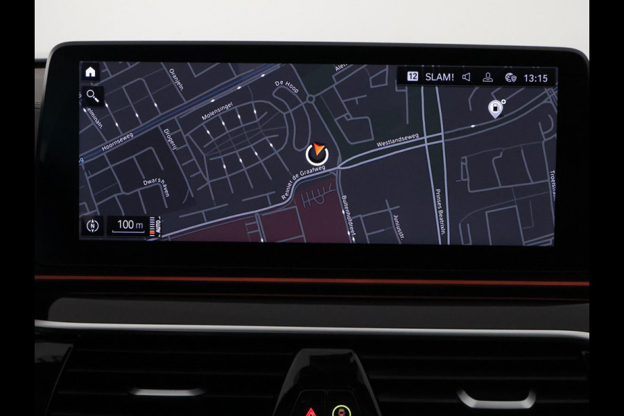 BMW 5 Serie Touring 530i Business Edition Plus | Schuif-/Kanteldak | Navigatie | Camera | Leder |