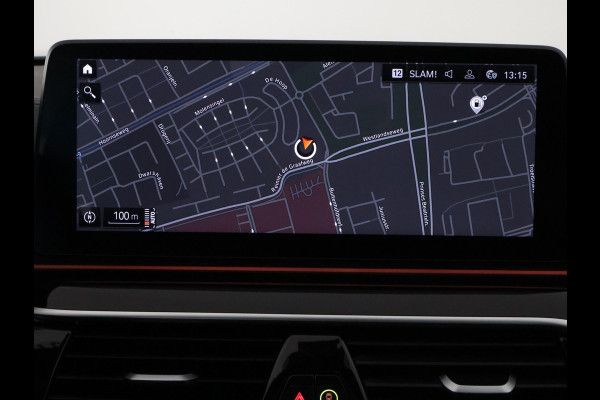 BMW 5 Serie Touring 530i Business Edition Plus | Schuif-/Kanteldak | Navigatie | Camera | Leder |
