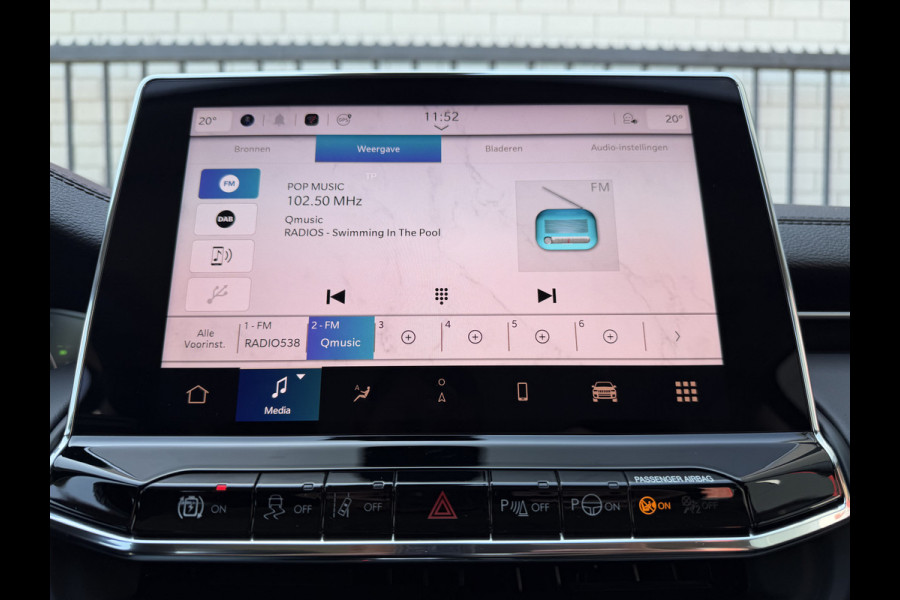 Jeep Compass 4xe 190 Plug-in Hybrid Electric Altitude (Elektrische Klep - Keyless Entry - LED - Automatische Airco - Camera - Navigatie - App