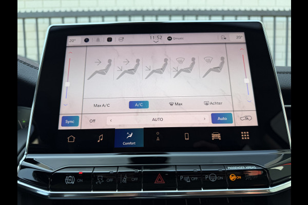 Jeep Compass 4xe 190 Plug-in Hybrid Electric Altitude (Elektrische Klep - Keyless Entry - LED - Automatische Airco - Camera - Navigatie - App
