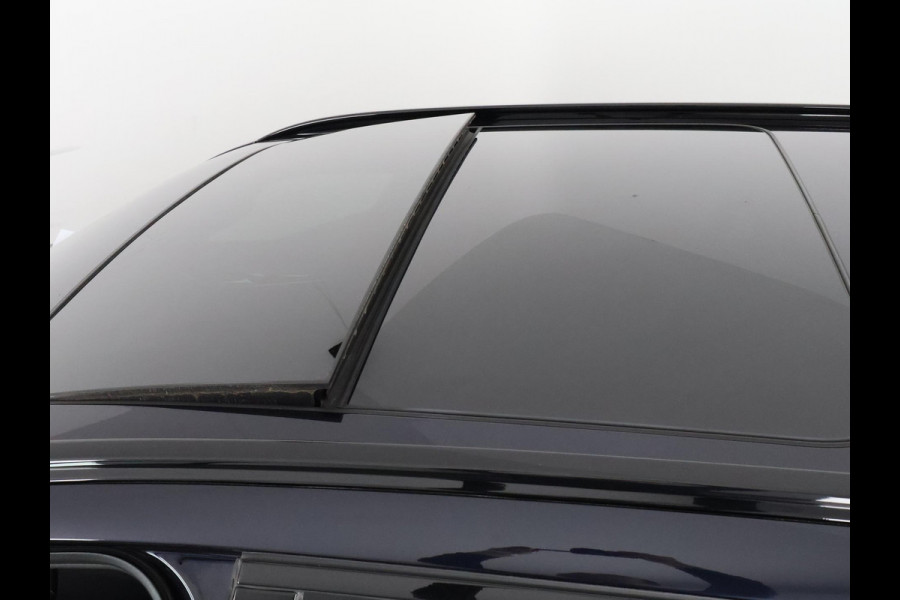 BMW 5 Serie Touring 530i Business Edition Plus | Schuif-/Kanteldak | Navigatie | Camera | Leder |