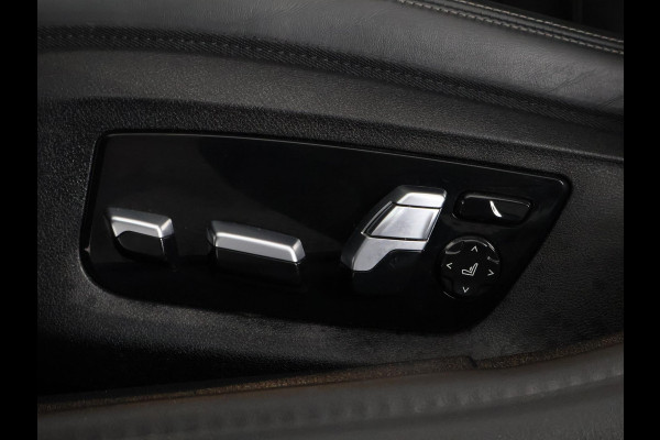 BMW 5 Serie Touring 530i Business Edition Plus | Schuif-/Kanteldak | Navigatie | Camera | Leder |