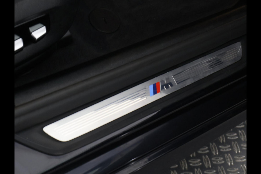 BMW 5 Serie Touring 530i Business Edition Plus | Schuif-/Kanteldak | Navigatie | Camera | Leder |