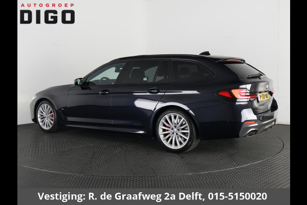 BMW 5 Serie Touring 530i Business Edition Plus | Schuif-/Kanteldak | Navigatie | Camera | Leder |