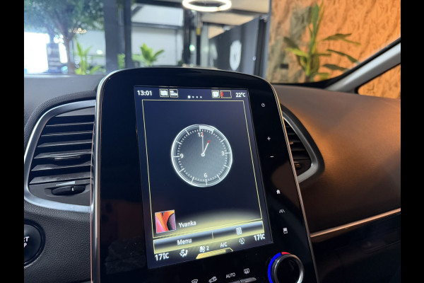 Renault Espace 1.8 TCe Initiale Paris 7P.|Trekhaak|Pano|Carplay|Head-Up|Adaptieve Cruise|Camera|Lane Assist|Leder|Rijklaar
