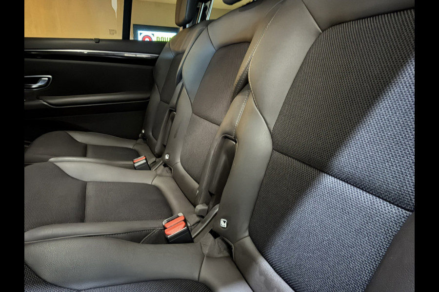 Renault Espace 1.8 TCe Initiale Paris 7P.|Trekhaak|Pano|Carplay|Head-Up|Adaptieve Cruise|Camera|Lane Assist|Leder|Rijklaar
