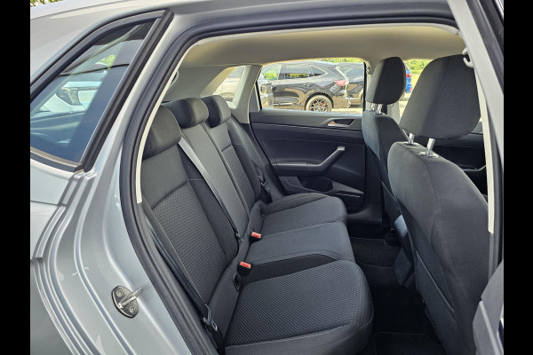 Volkswagen Polo 1.0 TSI Comfortline Business Adaptive cruise control | Navigatie | App-connect | Regen-lichtsensor | Bluetooth | Multifunctioneel stuur | Nieuwstaat!