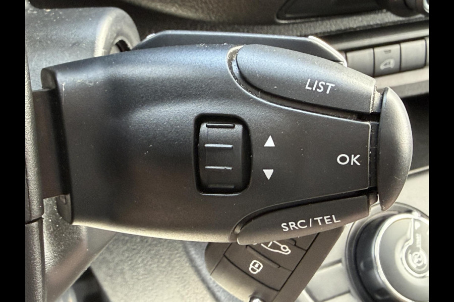 Peugeot Expert 2.0 L3*AUTOM.*NAV*3PERS*CRUISE*HAAK*A/C*2500KGTR.*
