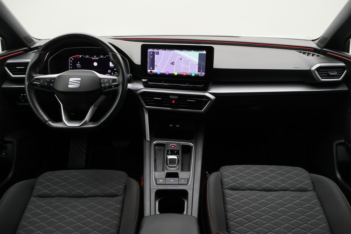 Seat Leon Sportstourer 1.0 eTSI FR Business Intense Eerste Eigenaar, Virtual Cockpit, ACC, Camera, Apple Carplay, LED, 18''