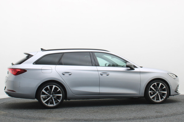 Seat Leon Sportstourer 1.0 eTSI FR Business Intense Eerste Eigenaar, Virtual Cockpit, ACC, Camera, Apple Carplay, LED, 18''
