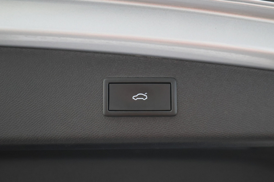Seat Leon Sportstourer 1.0 eTSI FR Business Intense Eerste Eigenaar, Virtual Cockpit, ACC, Camera, Apple Carplay, LED, 18''