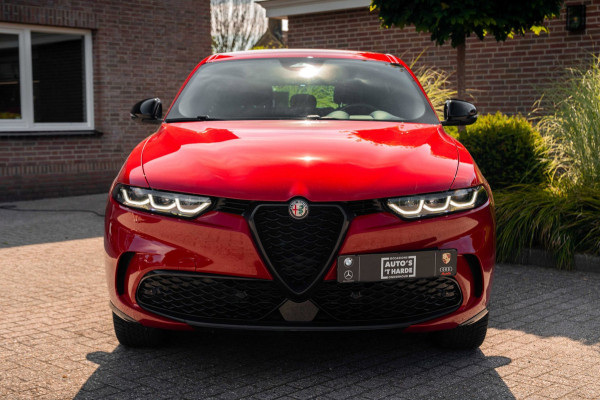 Alfa Romeo Tonale 1.3T PHEV Veloce 280 PK Keyless Adaptive Camera Sfeerverlichting 19''